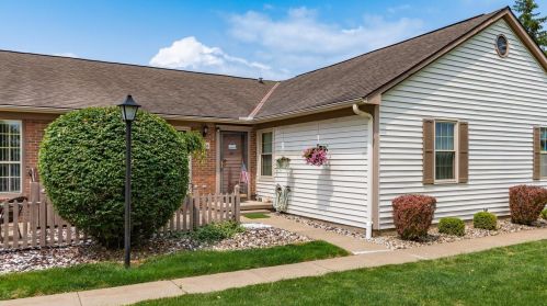 3536 Chesapeake Dr, Zanesville, OH 43701-6433