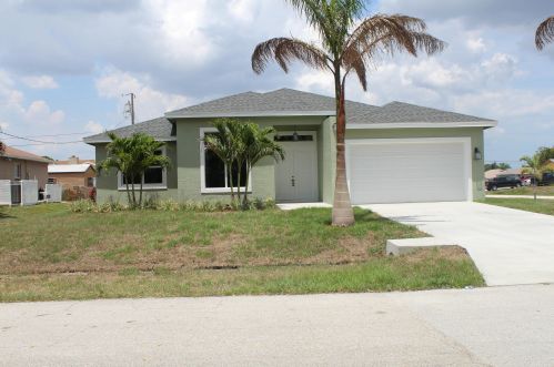 303 Dustin Ave, Fort Pierce, FL 34953-3149