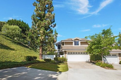 595 Indian Trl, Anaheim, CA 92807-4714