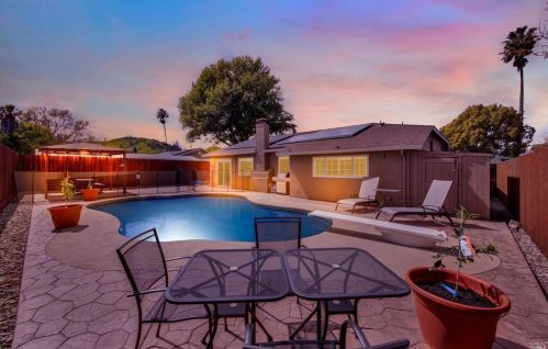 1250 Danfield Way, Vacaville CA  95687-5622 exterior