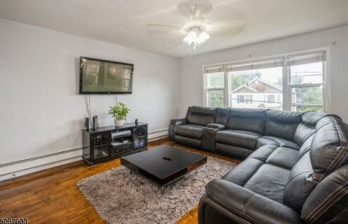 106 Chrystal St, Dover, NJ 07801-5300