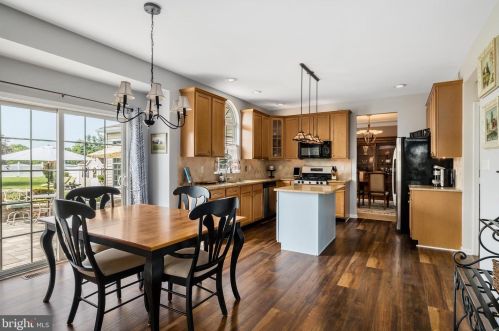 16 Livingston Ln, Lumberton Township NJ  08048-6210 exterior