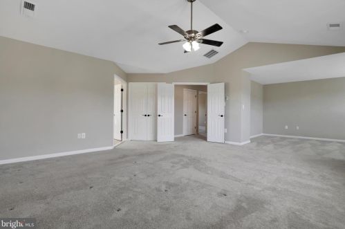 125 Victoria Ln, Charles Town WV  25414-5984 exterior