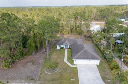 1110 Scott Ave, Lehigh Acres, FL 33972-3732