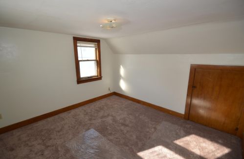 25011 Loomis Rd, Waterford WI  53185-1419 exterior