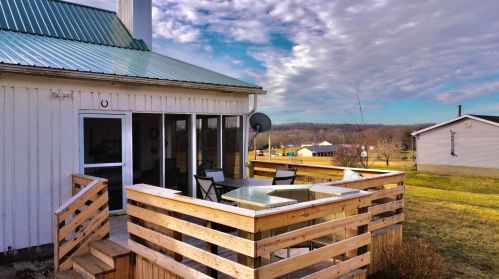 16132 Bailor Rd, Laurelville OH  43135-9504 exterior