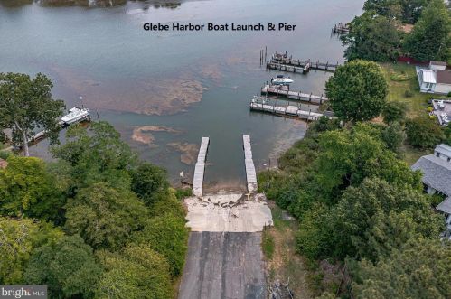 26 Mount Holly Ct, Montross VA  22520-4110 exterior