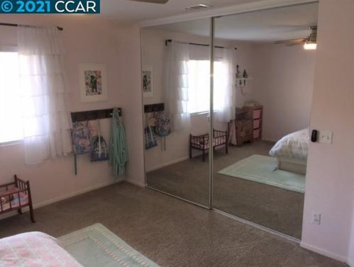 327 Whispering Oaks Ct, West Pittsburg CA  94565-7371 exterior