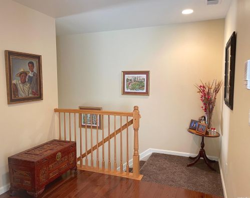 141 Brattle Cir, Huntington Station, NY 11747-5368