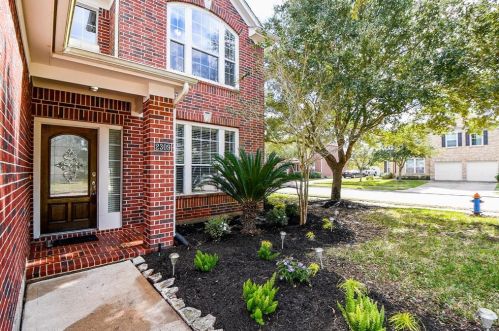2309 Restless Bay Ln, Pearland, TX 77584-6761