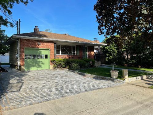 63 6th St, Matinecock, NY 11560-1623