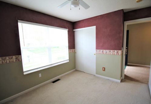 1519 Thornberry Rd, Amelia, OH 45102-1772
