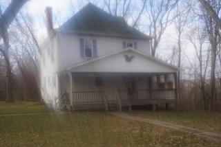 55 Dodds Ave, Valencia, PA 16059-8709