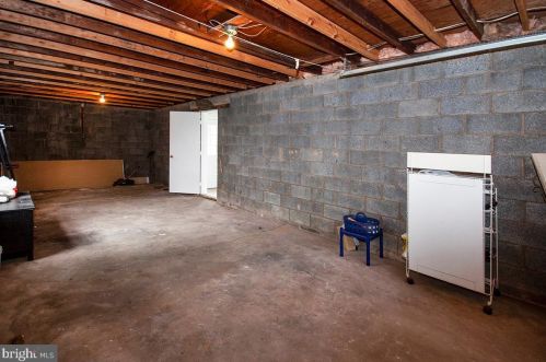 424 2nd Ave, Gloucester NJ  08031-1411 exterior