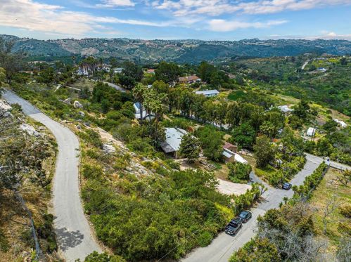 29079 Aerie Rd, Valley Center CA  92082-5728 exterior