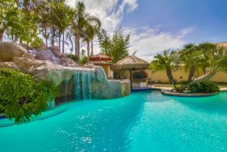 1180 Miramar Dr, Vista, CA 92081-5390