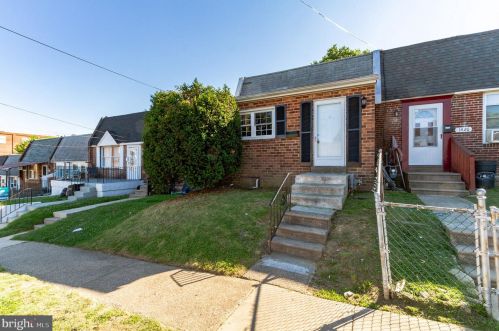 1424 Simpson St, Boothwyn, PA 19061-4333