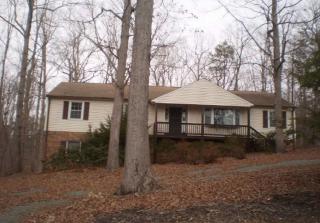 705 Jefferson Dr, Bybee, VA 22963-3214