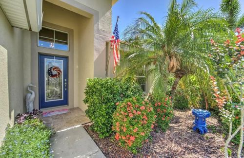 109 Star Shell Dr, Ruskin, FL 33572-3517