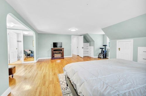 588 Lincoln St, New Britain CT  06052-1820 exterior