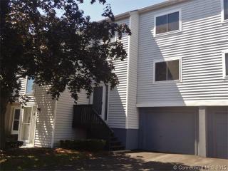 15 Valley Run Dr, Cromwell, CT 06416-2577