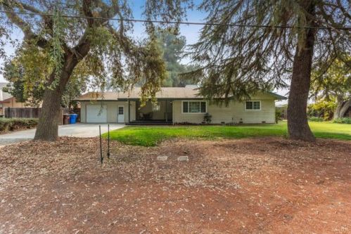 6795 De Woody Ave, Laton, CA 93242-9503