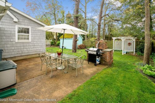 459 Newport Rd, Lacey NJ  08731-4809 exterior