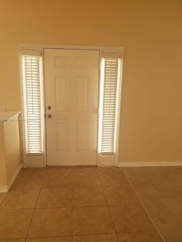 554 Reddicks Cir, Winter Haven FL  33884-3404 exterior