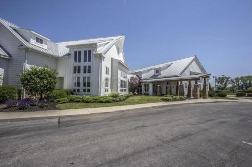 4704 Trumhall Dr, Darbydale OH  43123-8127 exterior