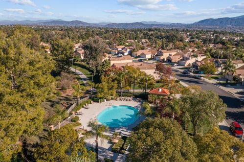 31734 Calle Novelda, Temecula CA  92592-3745 exterior