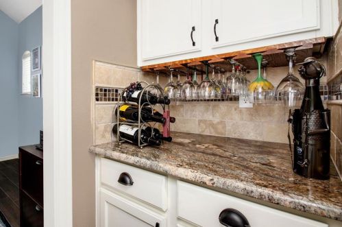 4217 Tiffany Dr, Lewisville TX  75022-0951 exterior
