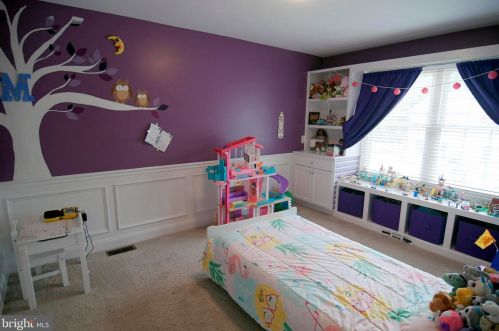 6 Fillmore Pl, Lawrence Township NJ  08648-4338 exterior