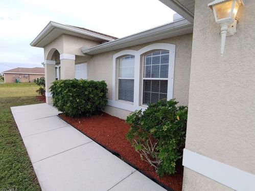 101 18th Ave, Cape Coral FL  33993-7662 exterior
