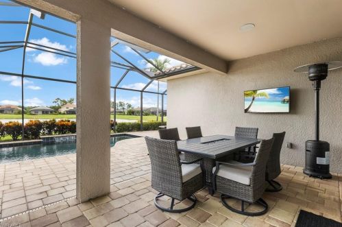 3688 Canopy Cir, Naples FL  34120-0698 exterior