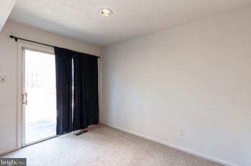 144 Wellington Ter, Lansdale PA  19446-4960 exterior