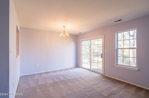 52 Perri Rd, East Freehold NJ  07728-4140 exterior