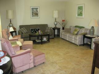 10758 Brookside Dr, Sun City AZ  85351-1002 exterior