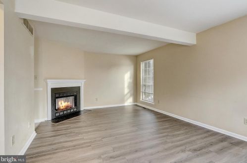 53 Vlg Dr, Collegeville PA  19473-2314 exterior