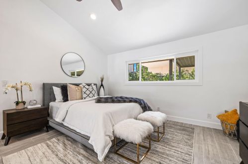 48890 Eisenhower Dr, La Quinta CA  92253-6223 exterior