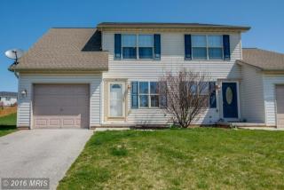 60 Hemlock Dr, Hanover, PA 17331-7510