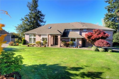 15415 240, Kent WA  98042-4197 exterior