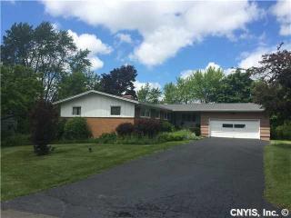 3 Northridge Rd, Syracuse, NY 13214-2117