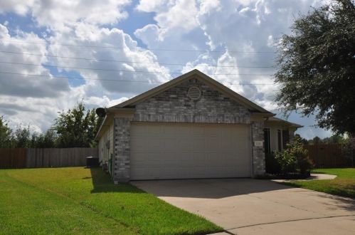 3226 Holly Glen Ln, Richmond, TX 77471-6261