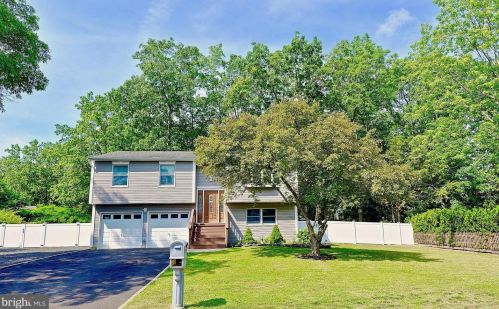 7 Pigeon Pl, Berkeley Township NJ  08721-1915 exterior