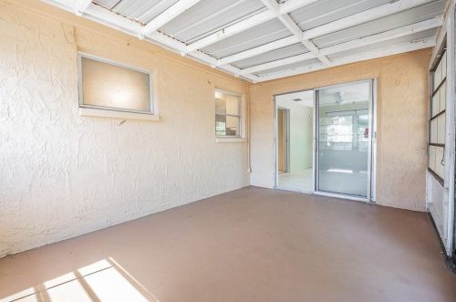 3249 Holiday Lake Dr, Tarpon Springs FL  34691-5013 exterior