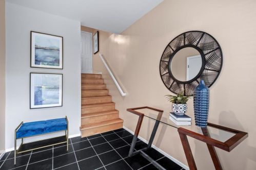 36 Holmes Dr, San Jose, CA 95127-1660