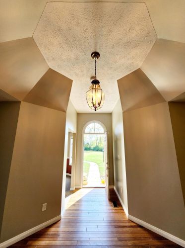 5985 Creek Rd, Washington Ch OH  43160-9726 exterior