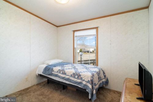 96 Country View Est, North Newton PA  17241-8760 exterior