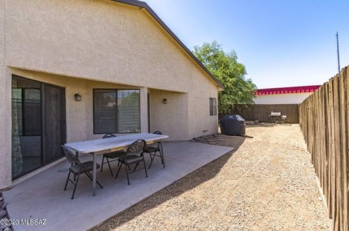 5032 Condor Dr, Tucson AZ  85742-9404 exterior