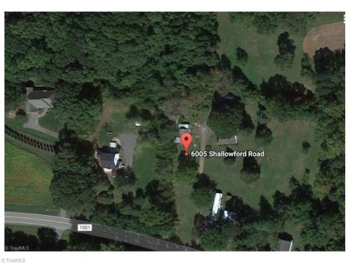 6005 Shallowford Rd, Lewisville, NC 27023-8233